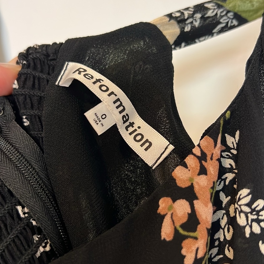 Reformation Floral Black Dress (0) - Picture 4 of 5